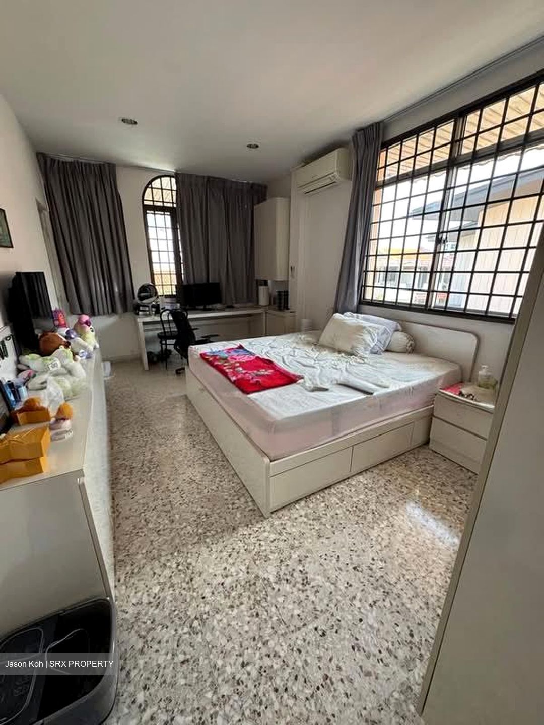 Peakview Estate (D16), Terrace #549120891